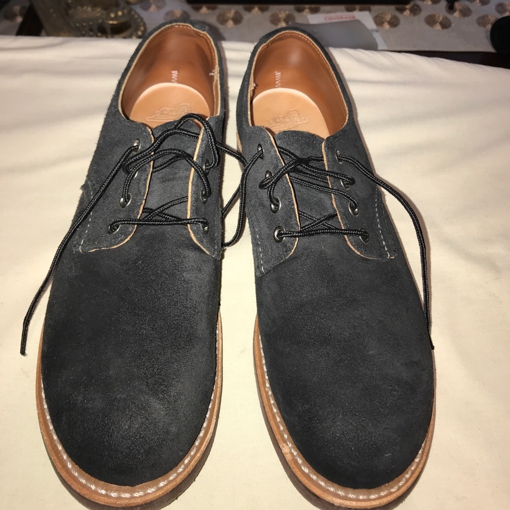 Redwing heritage 4 eye Oxford Black suede upper.