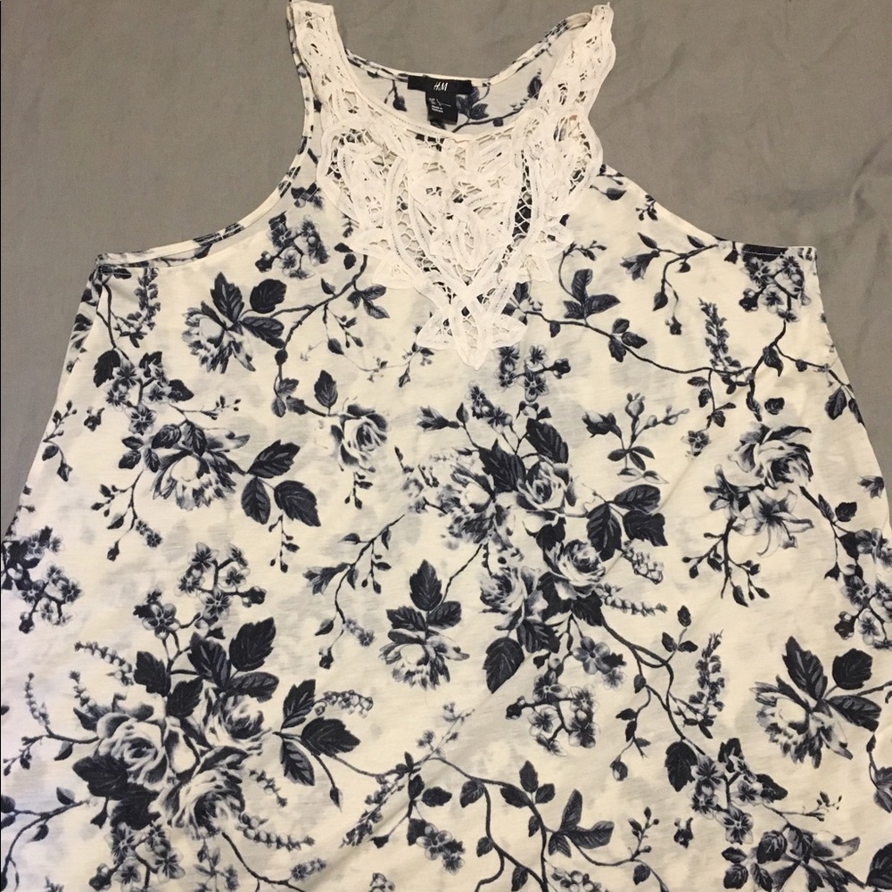 H&M swing tank never worn