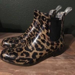 JCrew Chelsea Rainboots in Leopard