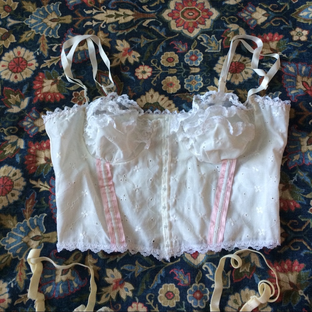 Dainty vintage 50s 60s longline bra 32a/30a