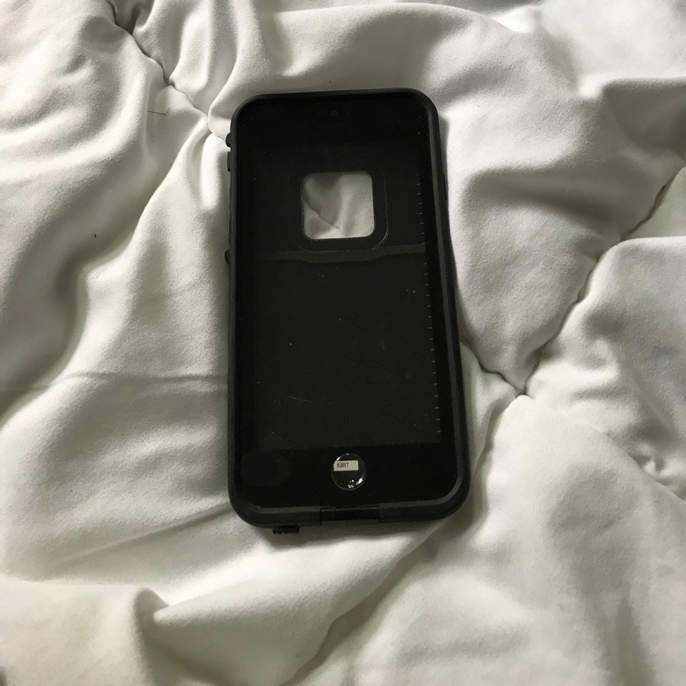 IPHONE 6/6S Black Lifeproof Case