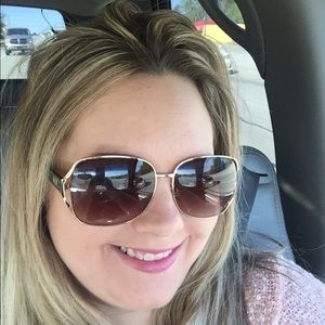 Meet your Posher, Kristen