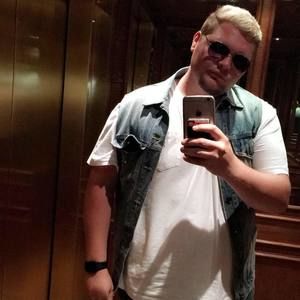 Meet your Posher, Caleb