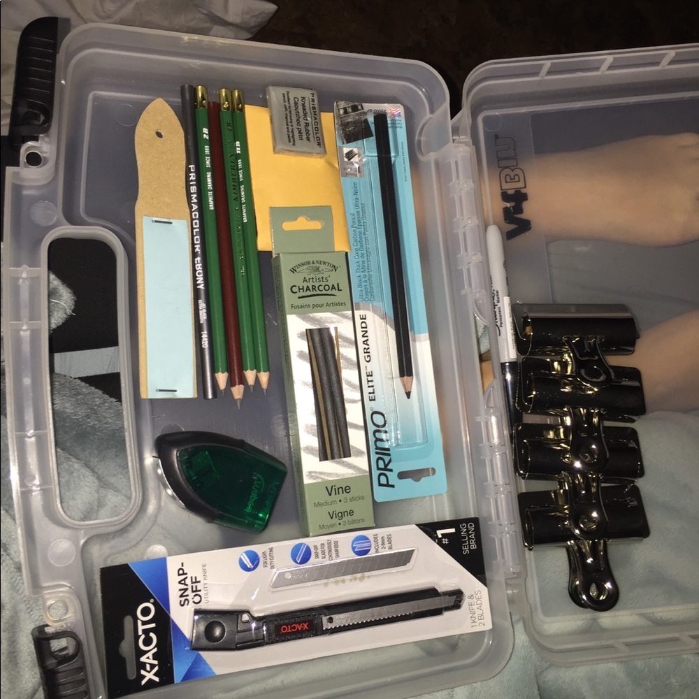 Sketching supplies