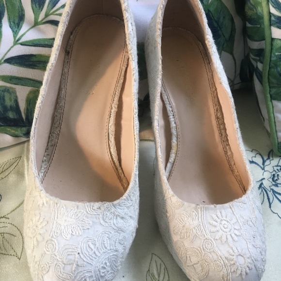 Eva Mendez white lace platform - Picture 4 of 4