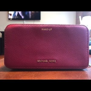 Michael Kors Make-Up case