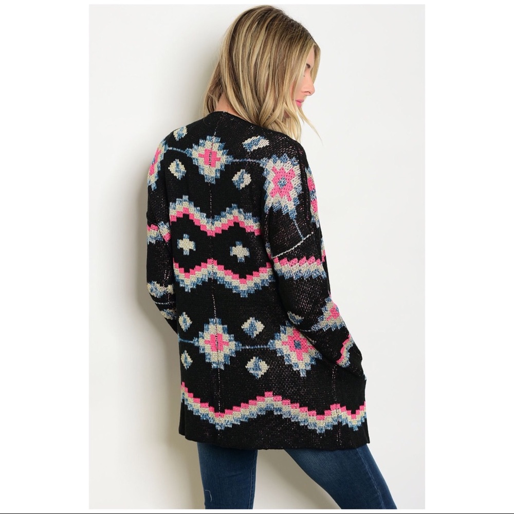 Boho Chic Tribal Print Cardigan Sweater Jacket NWT - Picture 3 of 3
