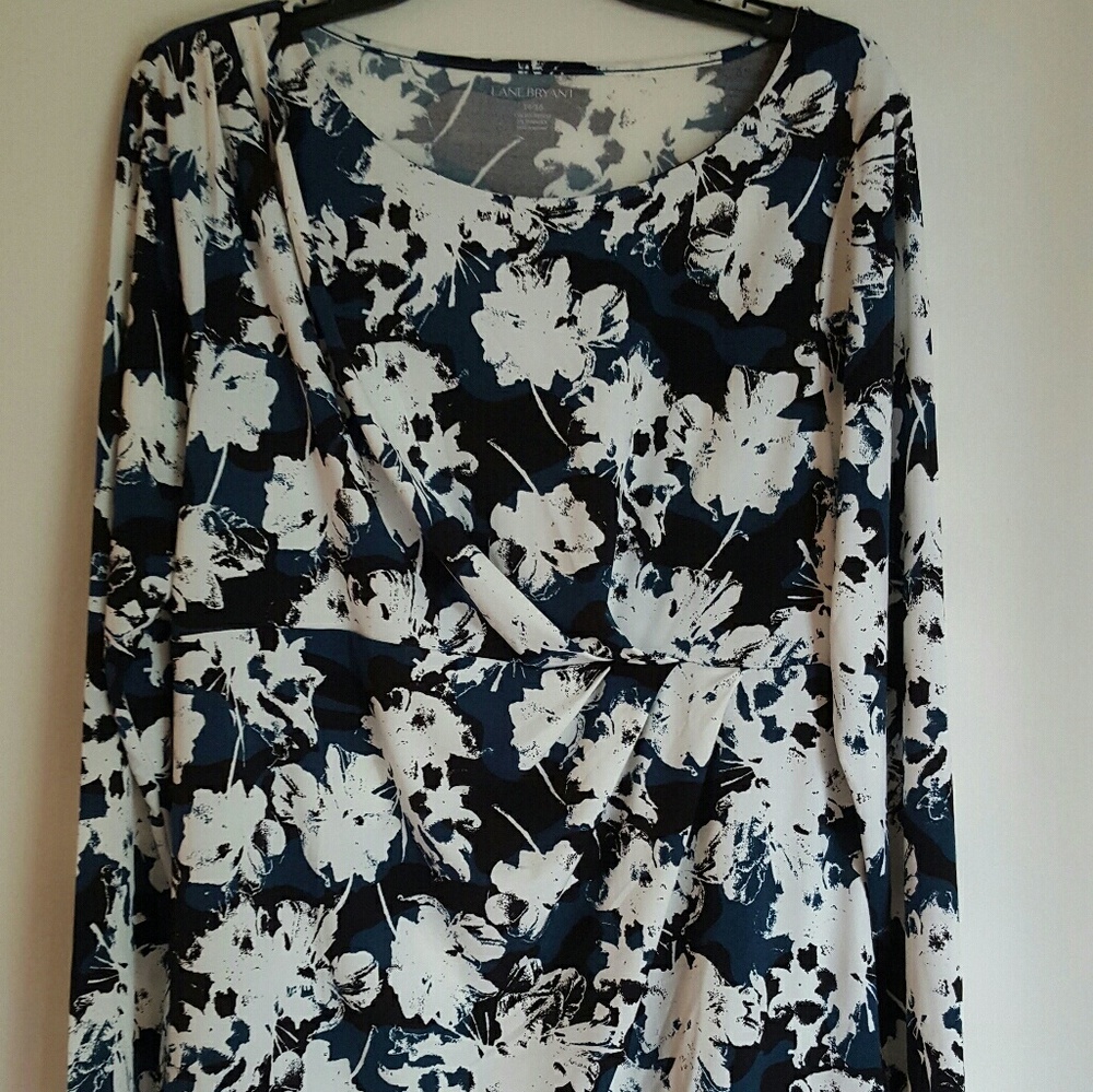 Lane Bryant Women's Plus Size Black white teal Top