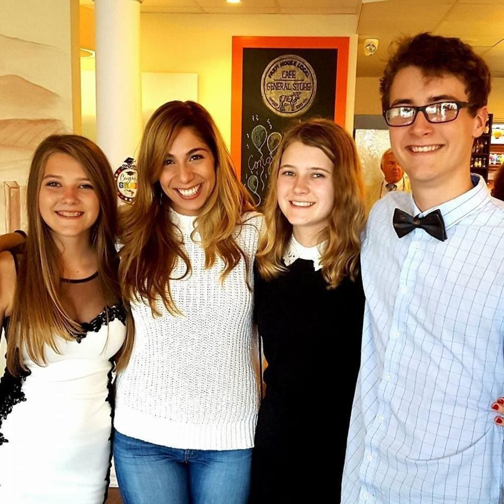 Meet your Posher, Camille