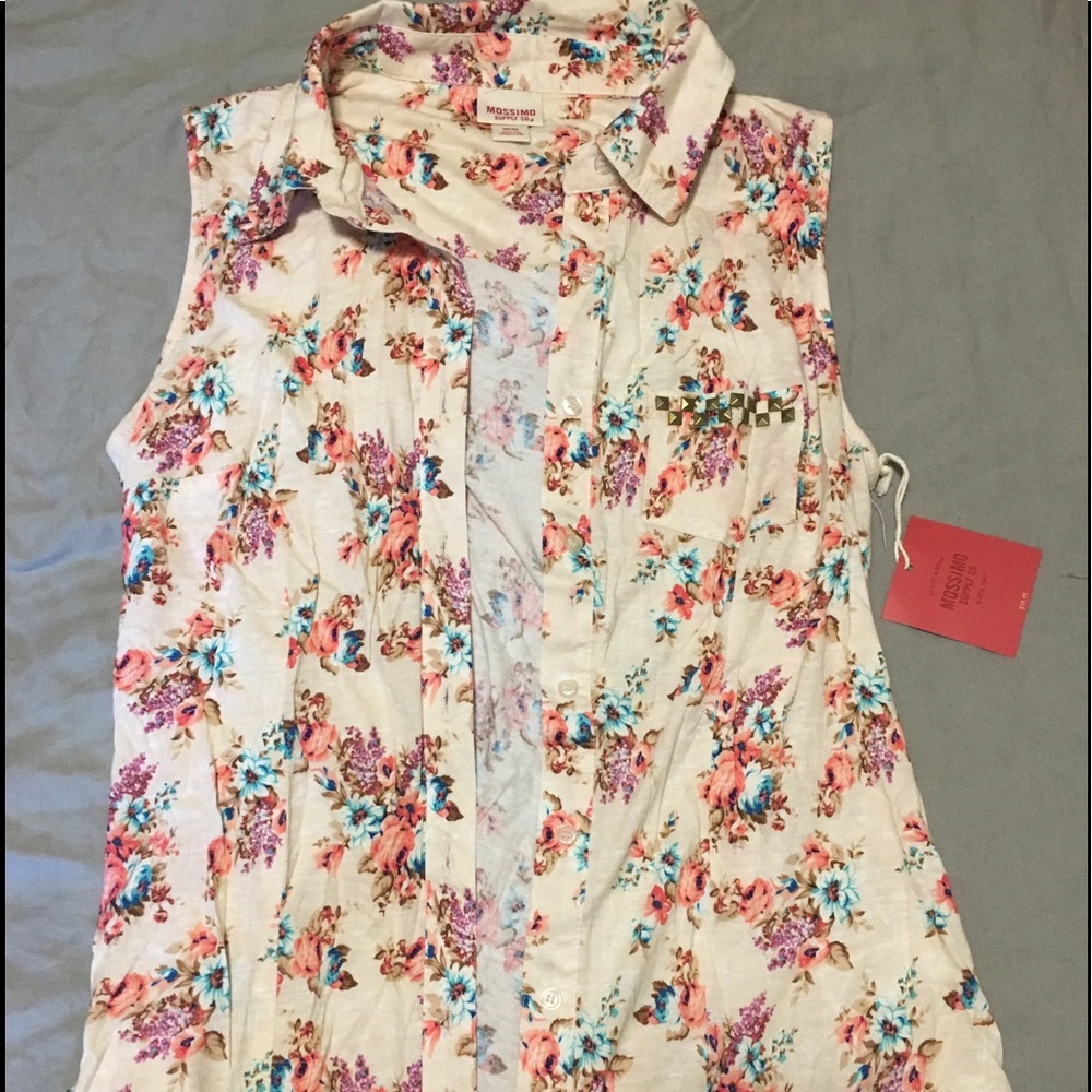 Target button up tank