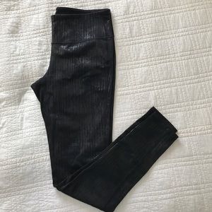 Athleta chatarunga crackle tights