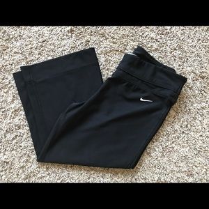 Nike Dri-Fit  Capri Workout leggings. Size S.