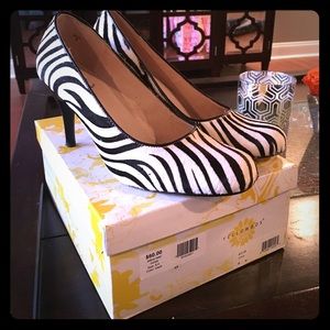 Yellowbox Zebra Calf Hair Leather Heels size 8 EUC
