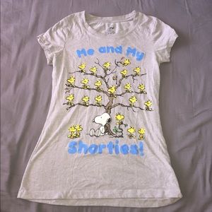 Peanuts tee