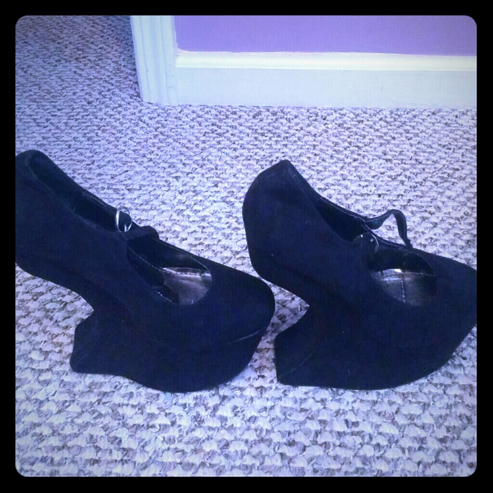 Black High Heels