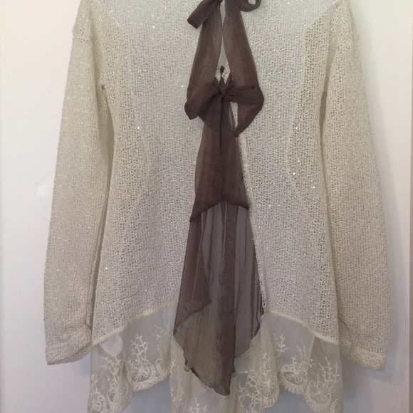 ❌❌SOLD❌❌A’reve Anthropologie RYU Tie Back Top - Picture 3 of 6