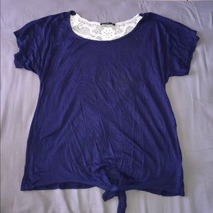 Crop top with lace back