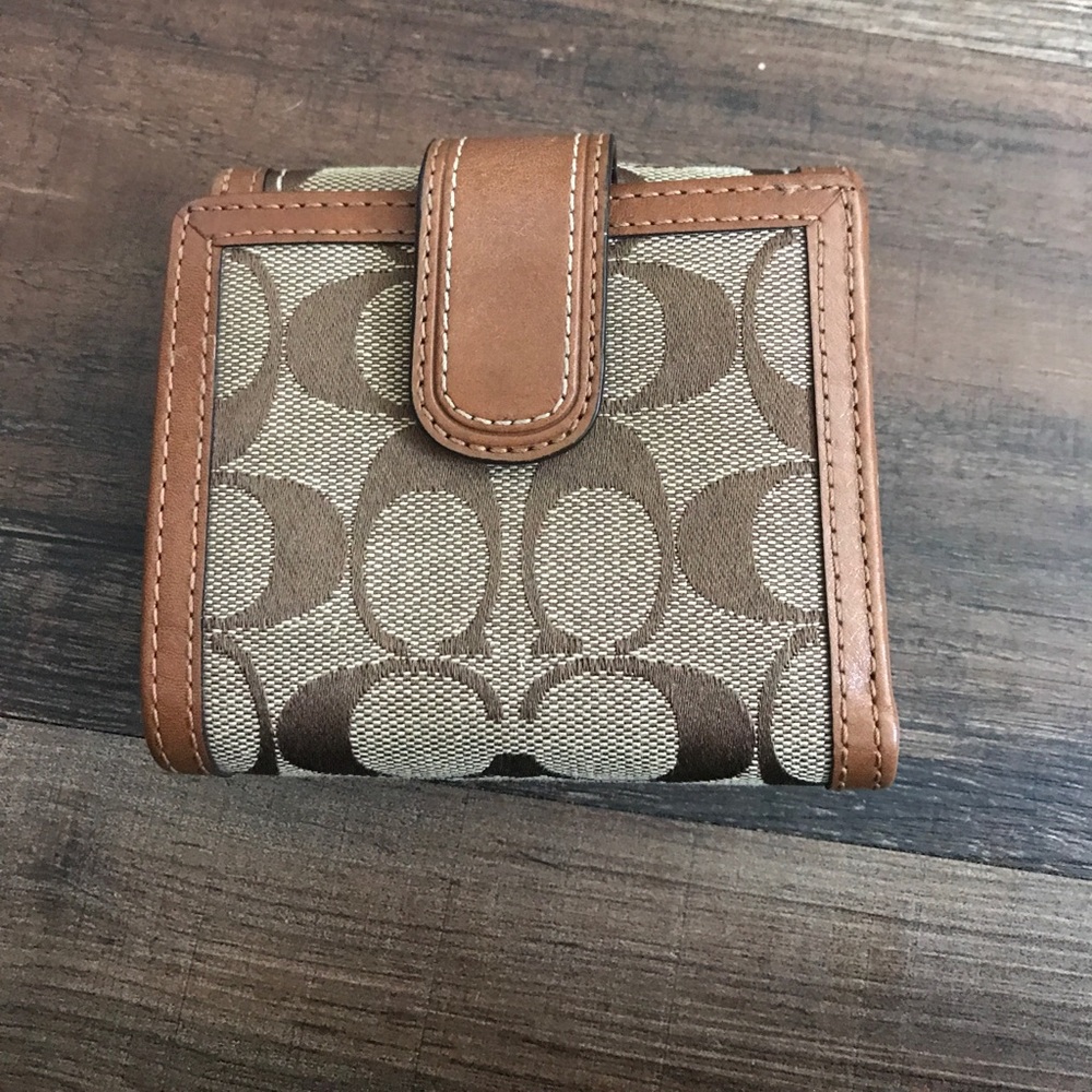 Coach Wallet - Picture 3 of 8