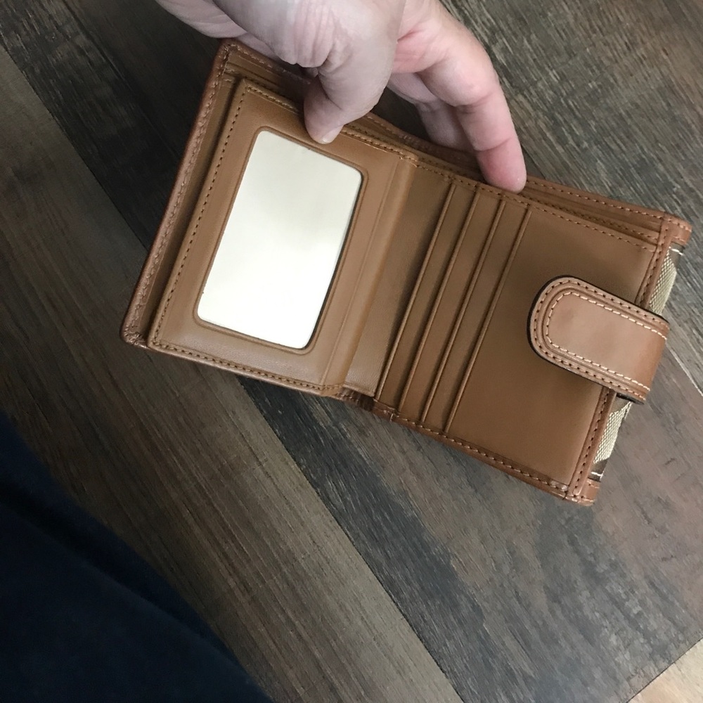 Coach Wallet - Picture 5 of 8
