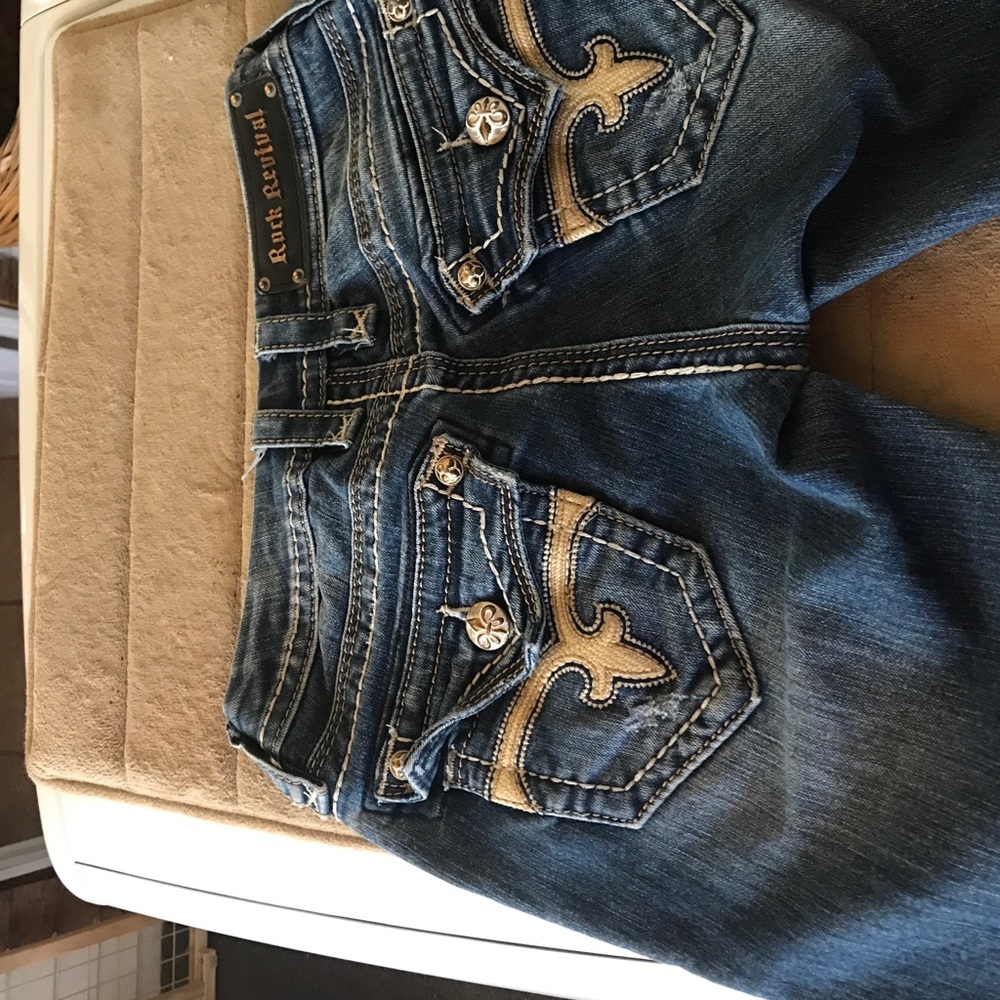 *sold*Rock revivals 25