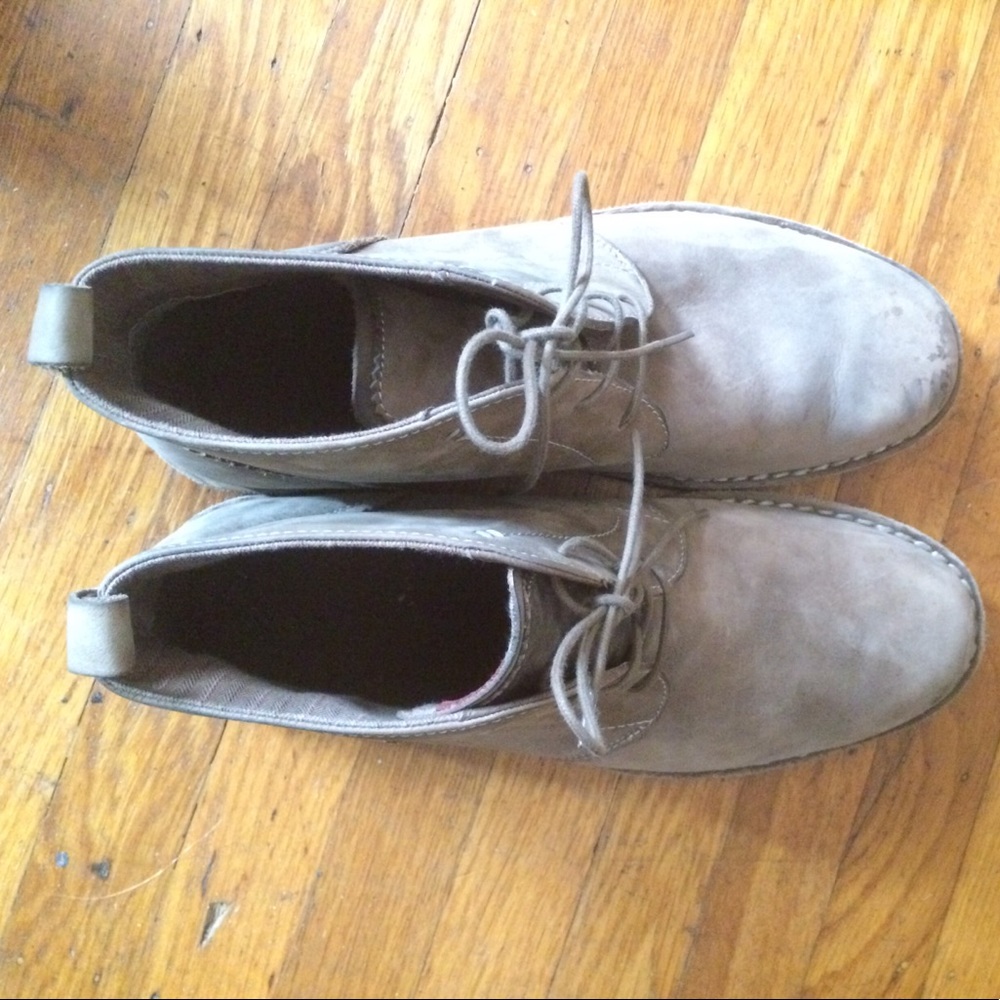 Penguin Merle Chukka