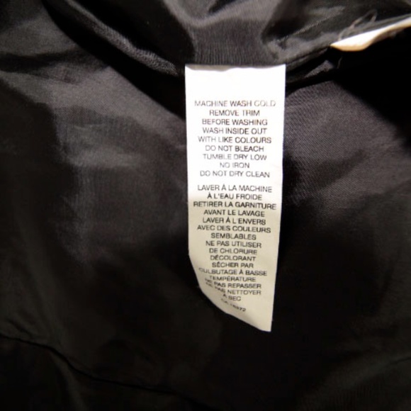 Joe Fresh Black Puffer Vest Large. - Picture 5 of 7