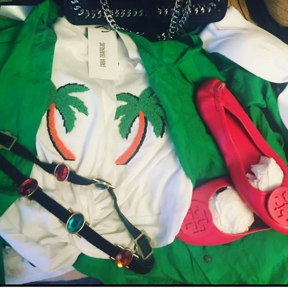 Tops with short pant only 2 time I used perfect - Picture 4 of 5