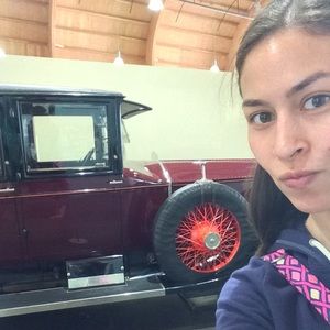 Meet your Posher, Jessica