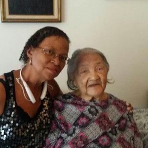 Meet your Posher, Deborah