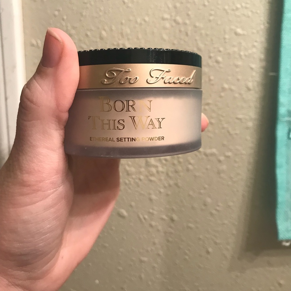 Too faced ethereal powder