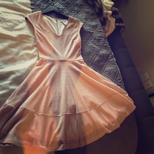 Blush pink vneck dress
