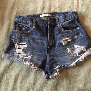ABERCROMBIE & FITCH SHORTS