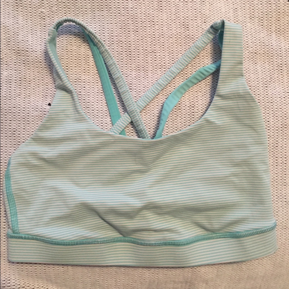 Lululemon sports bra