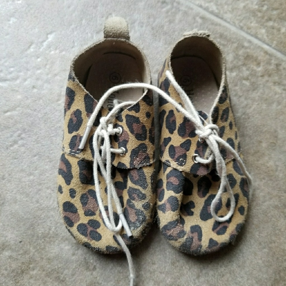 Cheetah oxfords