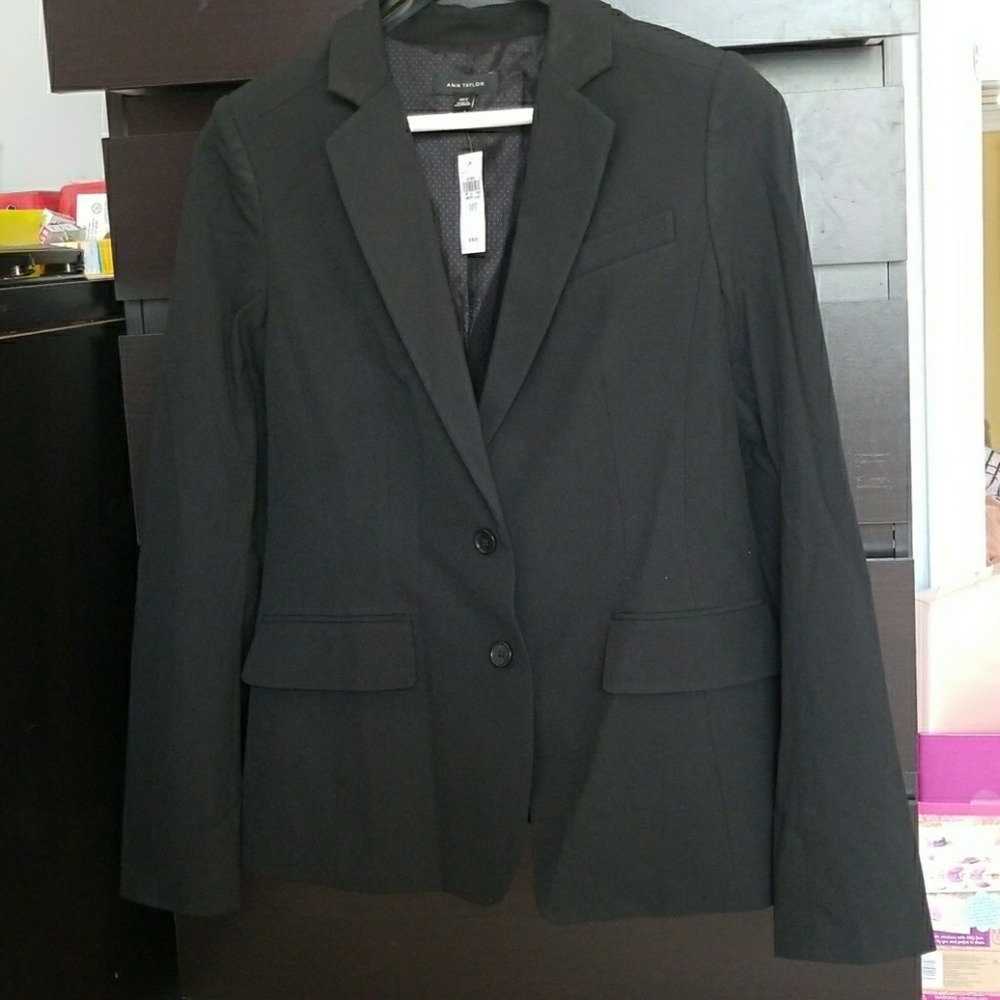 Ann Taylor Brand New Blazer (size 10T)
