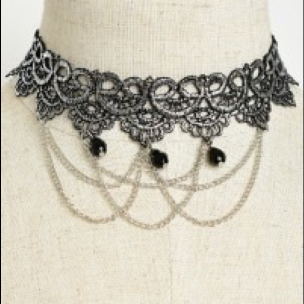 Women’s Choker