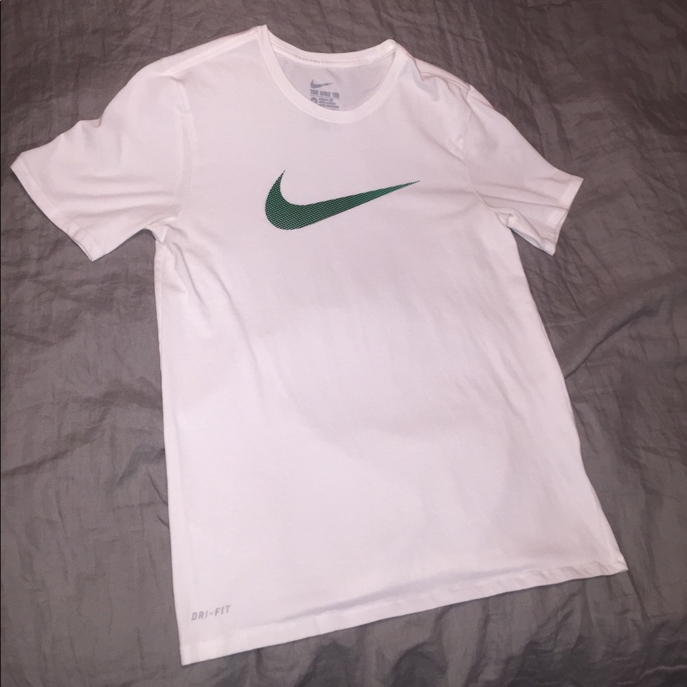 Dri-Fit Nike tee