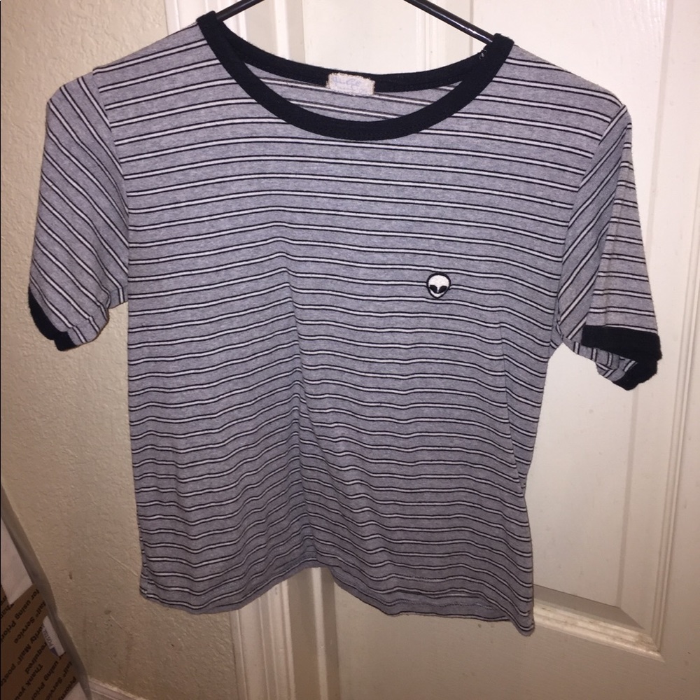 Gray striped tee with alien