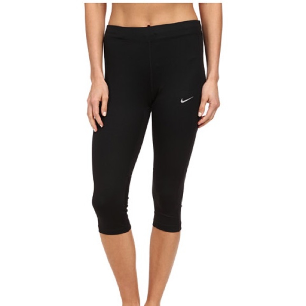 Nike Essential running Capri Dri Fit. XSM