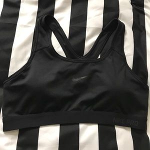 Nike Pro sports bra