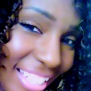 Meet your Posher, Stacy