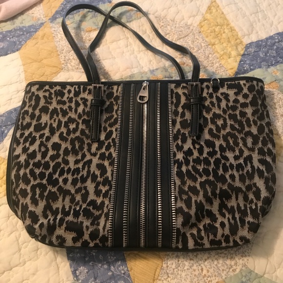 Leopard print Nine West Purse - Picture 1 of 4
