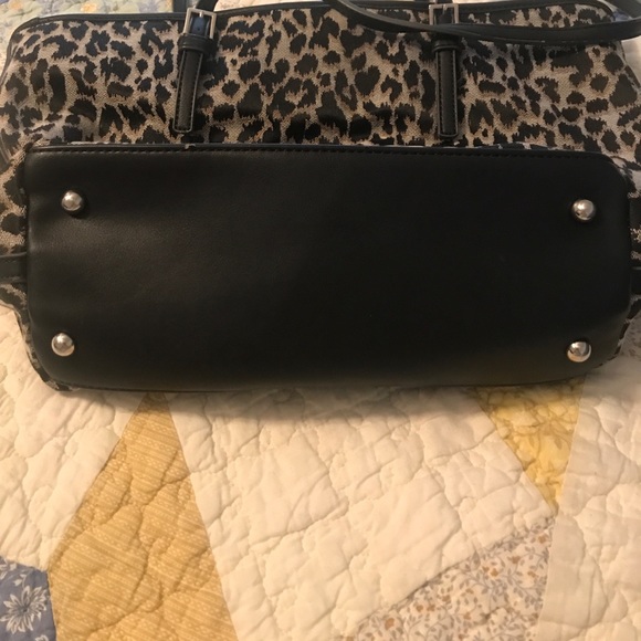 Leopard print Nine West Purse - Picture 4 of 4