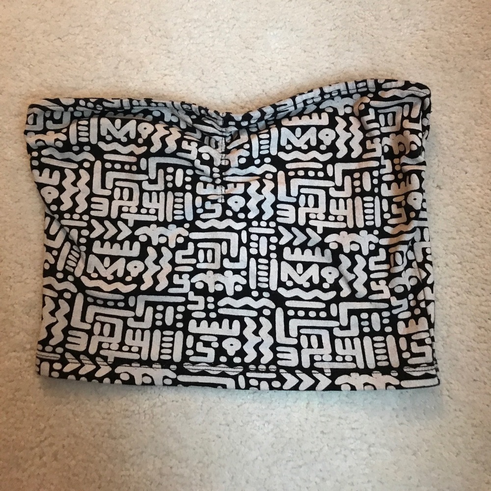 🎄Garage aztec crop top🎄
