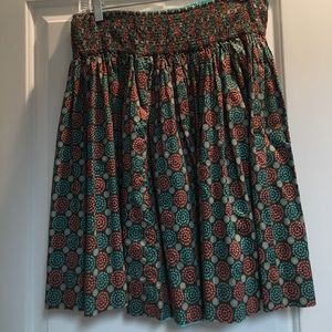 Gap reversible skirt size small
