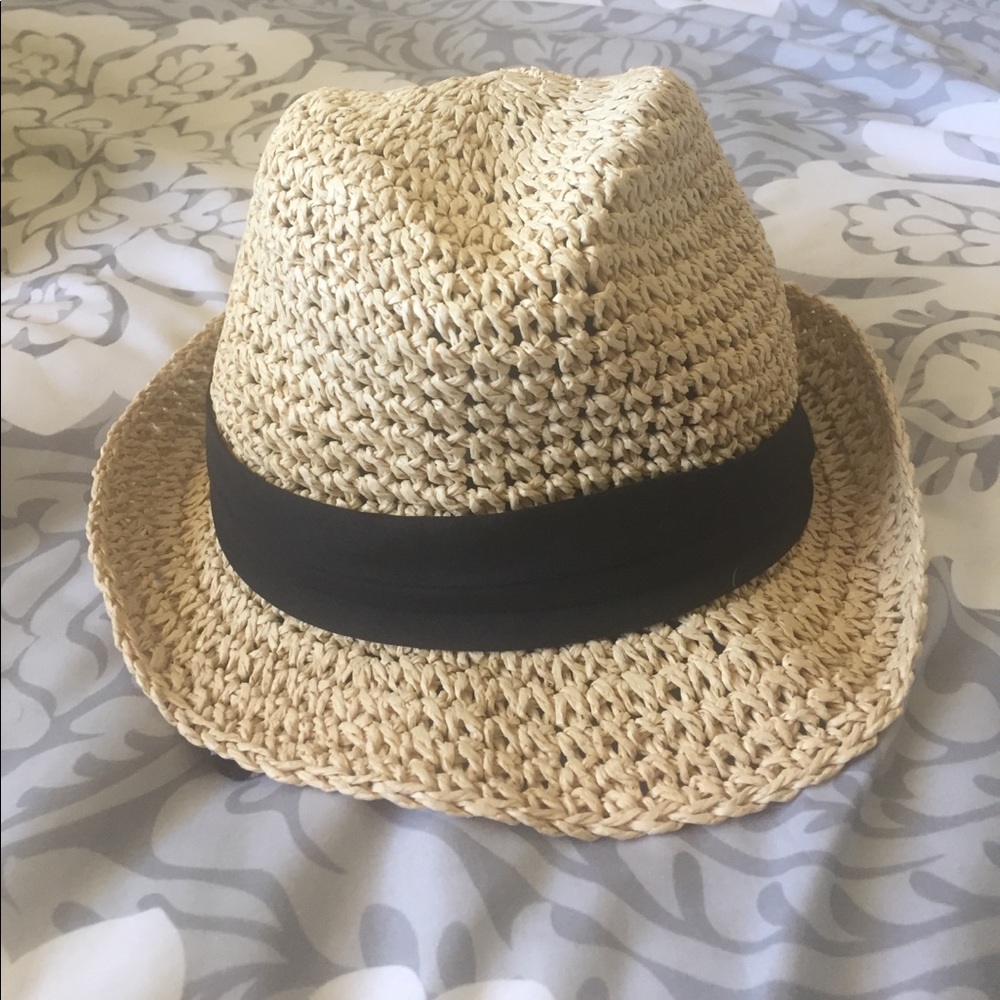 Straw fedora