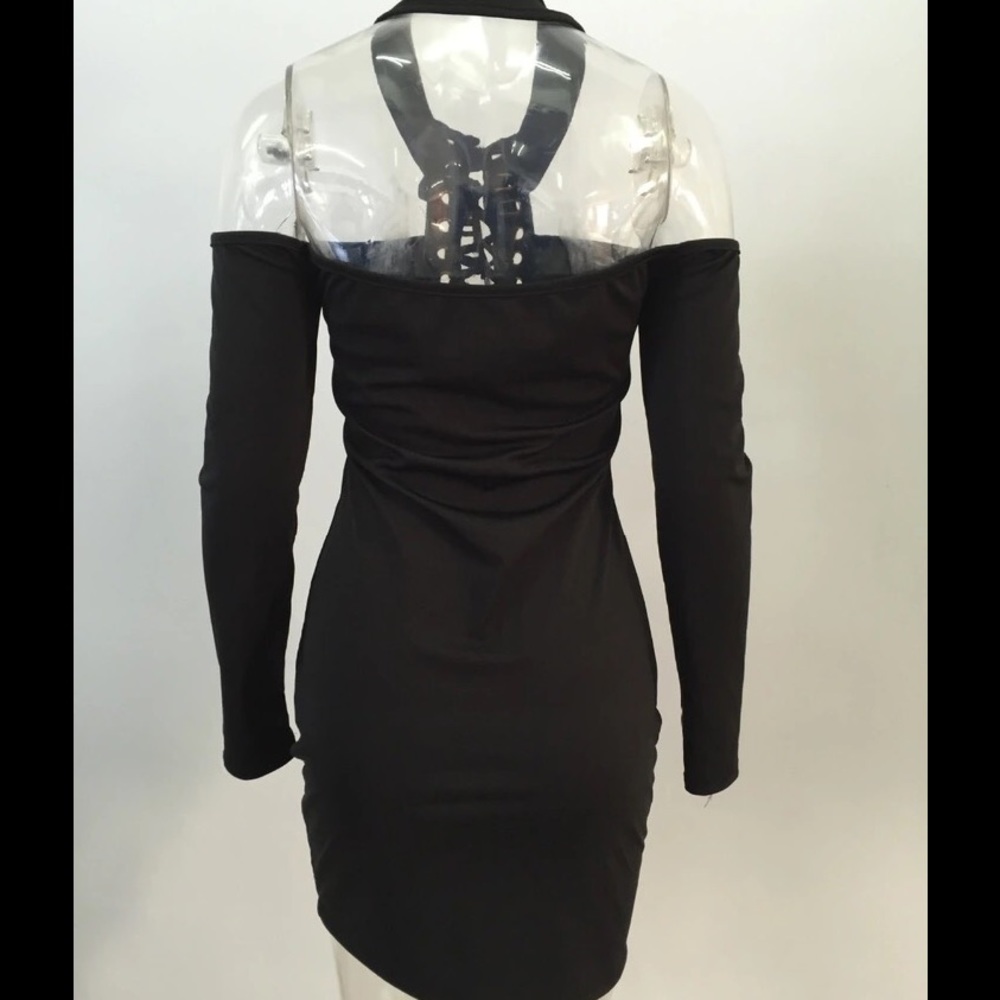 Cold Shoulder Lacey Dress - Picture 3 of 8