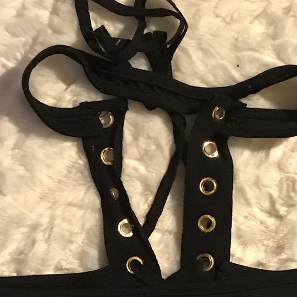 Cold Shoulder Lacey Dress - Picture 7 of 8