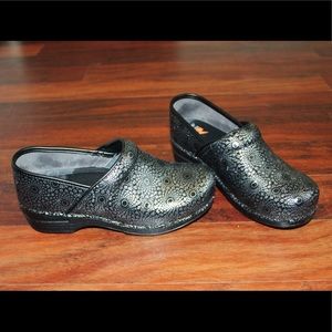 Dansko Metallic Medallion XP Clog