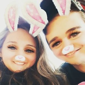 Meet your Posher, Kendra